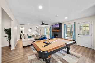Houston Stay Game Room BBQ Yard Sleeps 16 - 0