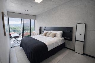 Apartamento moderno y nuevo en San Benito - 0