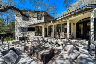 Lake Austin Oak Retreat - 1