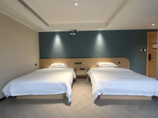 Puyue Boutique Inn-璞悦轻奢民宿-English reception-Ticket service-Laundry-Kung fu Tea-5 mins to Tianmenshan - 1