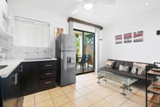 Coastal Breeze Retreat - 0