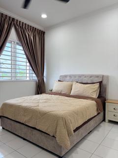 The PrimeNest Melaka 4BR with Netflix Near A'Famosa Resort - 7