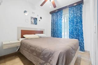 Coastal Breeze Retreat - 2