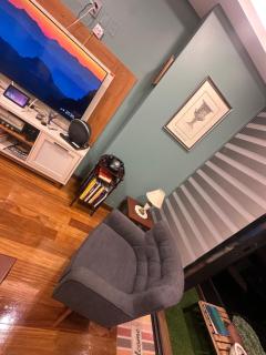 Luxury one bedroom apartment, high amenities - 8