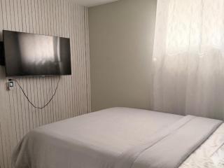 Cozy 1-Bedroom Apartment in Calgary with Kitchenette - 6