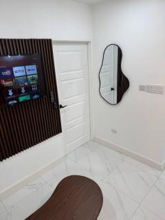 Beni at The Sunbury - 1