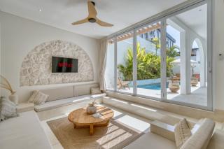 Chic 3BR Wellness Villa with Pool, Sauna & Ice Bath - 9