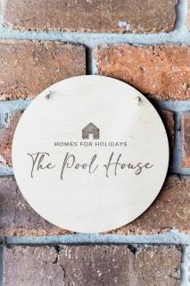 The Pool House - 1
