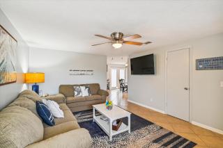 5708 Sunset Ave - Cozy 2 Bdrm2Bath Home. 7 Minute Walk To Beach - 8