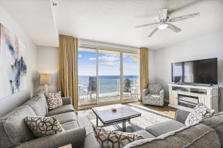 Shores of Panama 630-1BdBunks Sleeps 6. Beach Front Free Fun Reserved Parking Space - 0