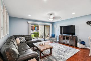 Updated 2 Bdrm Townhome in Quiet Community wPool - 0