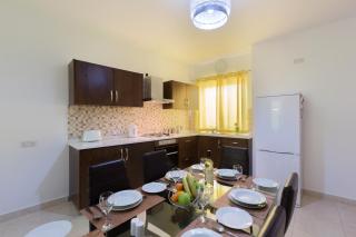 North Side Apartment 1 - 7