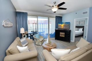 Shores of Panama 1928 - Beautifully Renovated 3 Bedroom3 Bathroom Bunk Room Sleeps 10 - 0
