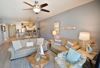 Shores of Panama 1928 - Beautifully Renovated 3 Bedroom3 Bathroom Bunk Room Sleeps 10 - 3