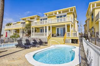Just Beachy - 5 Bedroom 5 Bathroom Beach-Front Home wPrivate Pool Sleeps 20 - 4