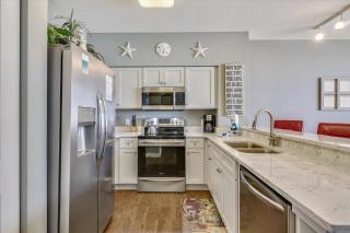 Shores of Panama 1807 -Fantastic 2BdBunks Sleeps 8 Reserved Parking Free Fun - 6