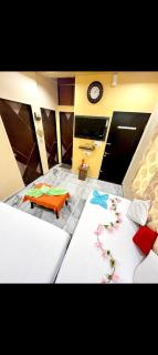 Jay sawaminarayan home stay - 9