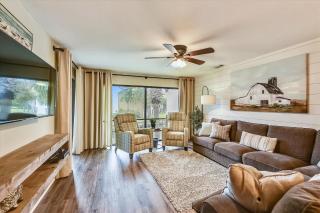Edgewater Villas 2108 - 2 Bedroom2Bath Sleeps 8. Free Fun - 3