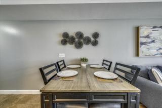 Shores of Panama 1704 - 2 Bedroom Bunk Room Sleeps 8. Updated Res. Parking - 1