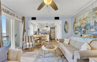 Pinnacle Port Penthouse - Beautiful 2 Bdrm - 4