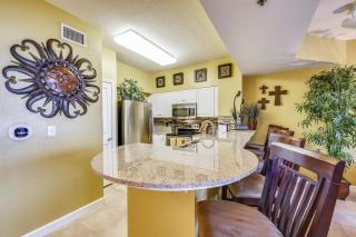 Shores of Panama 2217- Elegantly Decorated Sleeps 6 Free Fun - 3