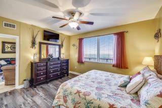 Shores of Panama 2217- Elegantly Decorated Sleeps 6 Free Fun - 1