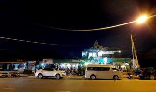 Huen Fai Mae-Jampee - 8