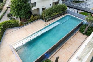 Noir Reverie - 1BR Designer Apt by the River with Parking - Brisbane - 2