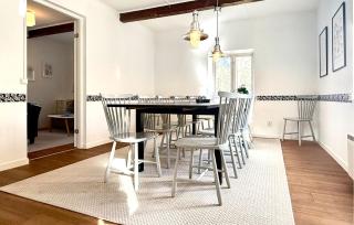 5 Bedroom Pet Friendly Home In Sjöbo - 1