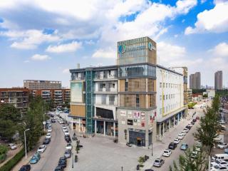 IU Hotels· Tianjin Houtai Chengjian University Haitai Industrial Park - 3