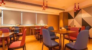 Borrman Hotel Zhanjiang Wuchuan Jinsha Plaza - 8