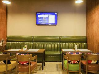 James Joyce Coffetel Xinyang Municipal Government Railway Station - 5