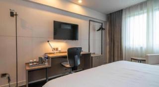 Jinjiang Inn Select Xiamen International Airport - 1