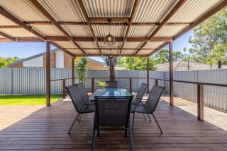 Modern 3BR Home AC ThroughoutClose to Beach Shops - 7