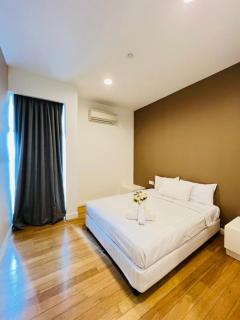 DeFace Platinum Suites by Aster - 4
