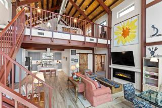 Desert Mountainside A-Frame | Stunning Views - 7