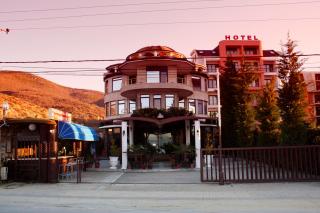 Hotel Saint Marena - Pogradec - 0