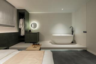 Anook Hotel Suwon Ingye 2 - 0