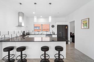 1 Seaspray Avenue - 6