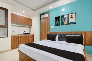 Collection O DLF Phase 3 Metro Station Gurgaon Formerly Krishnay Residency - 1