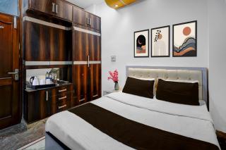 Hotel O Iskcon Temple Rohini Formerly Golden Key - 8