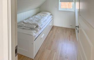 Amazing Home In Vanse With House Sea View - 1