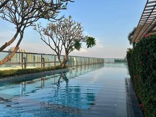 Modern Luxury Escape BTS Udom Suk 0m - 7