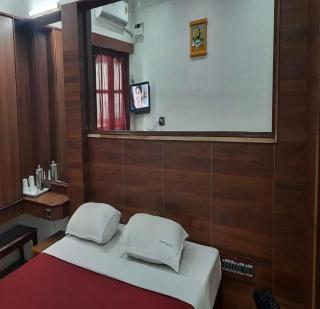 Ajantha Beach Guest House - 5