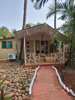Sea Shades Cottages with Private Jacuzzi - 6