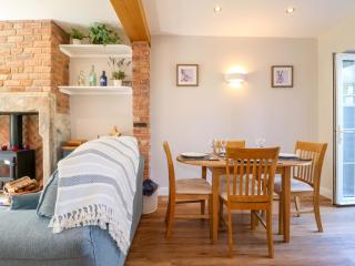 7 Catcliffe Cottages - 3