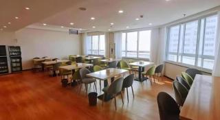 Green Tree Inn Luoyang Fenghuang Mansion Mudan Square Metro Station - 4