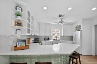 Waterfront Oasis on Intracoastal with Pool - Just Renovated - Pompano Beach - 6