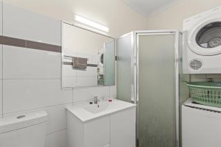 Cable Beachside Apartments - Broome - 9