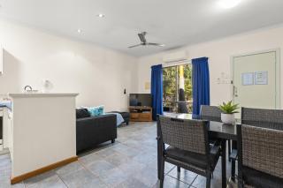 Cable Beachside Apartments - Broome - 7